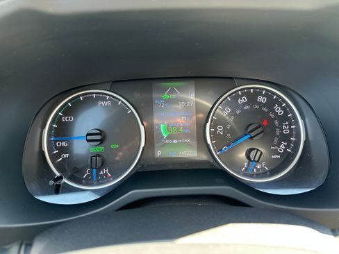 Used 2022 Toyota RAV4 XLE w/ Convenience Package AWD/4WD image 34