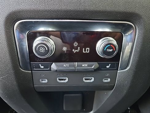 Used 2023 GMC Yukon Denali AWD/4WD image 37