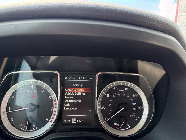 Used 2017 Nissan Titan SV RWD image 15