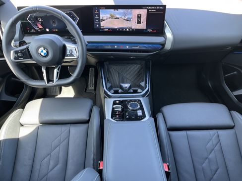 Used 2025 BMW X3 xDrive30i image 3