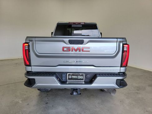 Used 2024 GMC Sierra 2500 Denali w/ Denali Reserve Package image 6