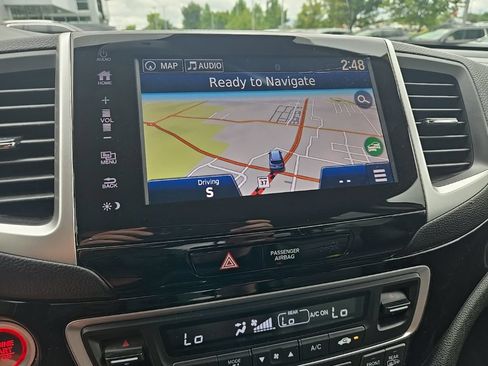 Used 2017 Honda Pilot Touring image 55
