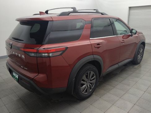 Used 2022 Nissan Pathfinder SV AWD/4WD image 9
