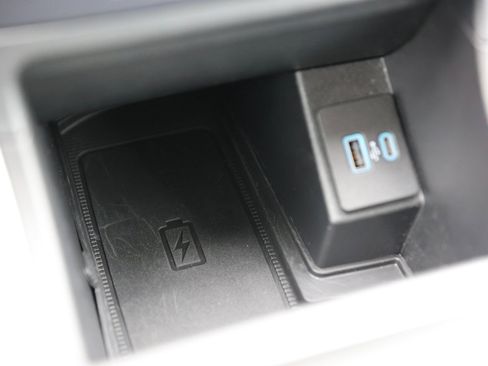 Certified 2022 Ford Edge SEL w/ Convenience Package image 30