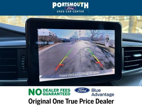 Certified 2022 Ford Explorer XLT w/ Equipment Group 202A image 13