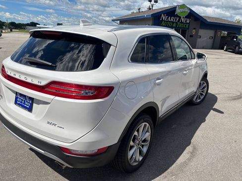 Used 2017 Lincoln MKC Select w/ Lincoln MKC Climate Package AWD/4WD image 6