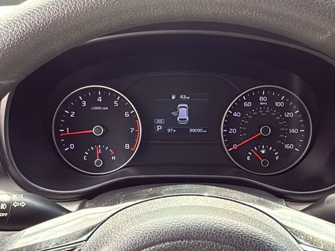 Used 2021 Kia Sportage LX AWD/4WD image 32
