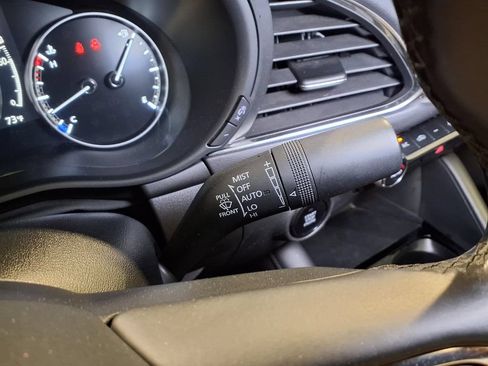 Used 2025 MAZDA MAZDA3 s FWD image 14