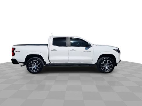 Used 2023 Chevrolet Colorado Z71 w/ Z71 Convenience Package 2 image 9