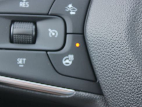 New 2026 Chevrolet Trax LT w/ Driver Confidence Package FWD image 36