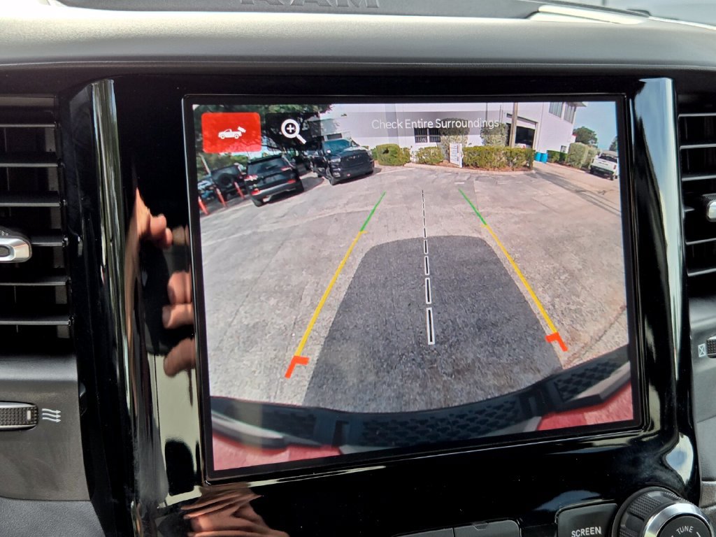 Used 2025 RAM 1500 Warlock AWD/4WD image 25