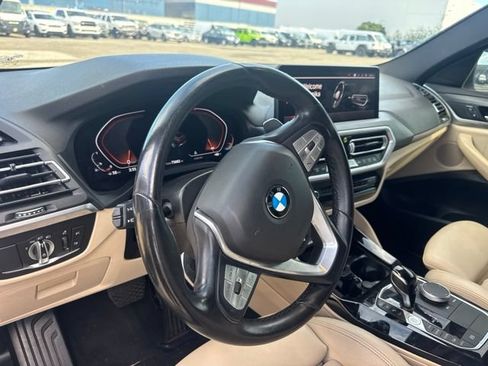 Used 2022 BMW X4 xDrive30i AWD/4WD image 10