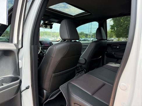 Used 2023 Honda Ridgeline Black Edition image 19
