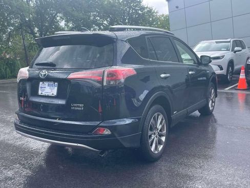 Used 2017 Toyota RAV4 Limited w/ Carpet Mat Package AWD/4WD image 7