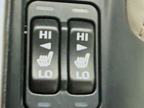 Used 2023 Subaru Forester Limited w/ Popular Package #2 AWD/4WD image 24