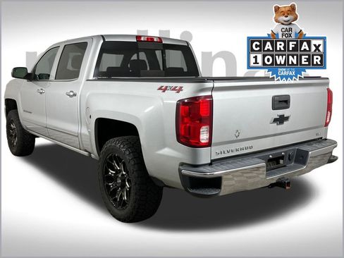 Used 2018 Chevrolet Silverado 1500 LTZ image 12