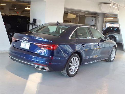Used 2022 Audi A4 2.0T Premium w/ Convenience Package image 4