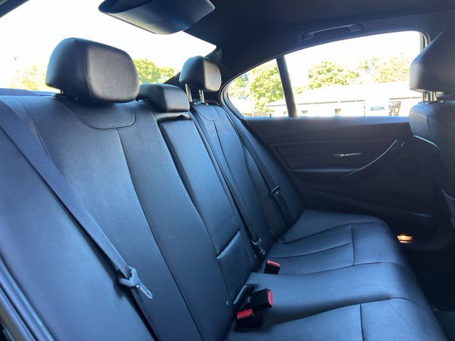 Used 2015 BMW 320i xDrive Sedan AWD/4WD image 17