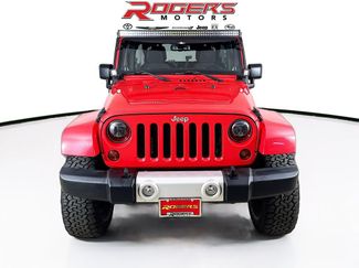 Used 2013 Jeep Wrangler Unlimited Sahara w/ Dual Top Group AWD/4WD video 2