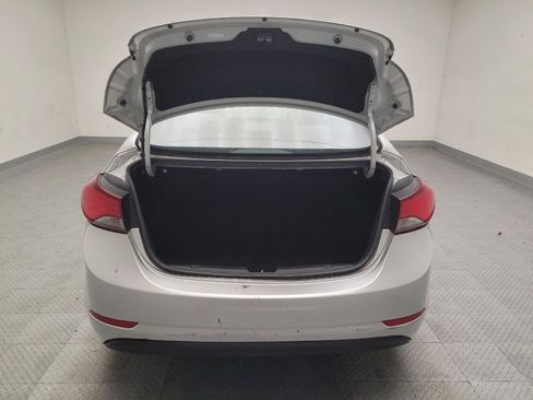 Used 2016 Hyundai Elantra SE FWD image 29