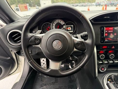 Used 2020 Toyota 86 image 13