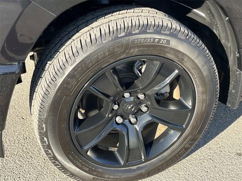 Used 2022 RAM 1500 Big Horn image 9