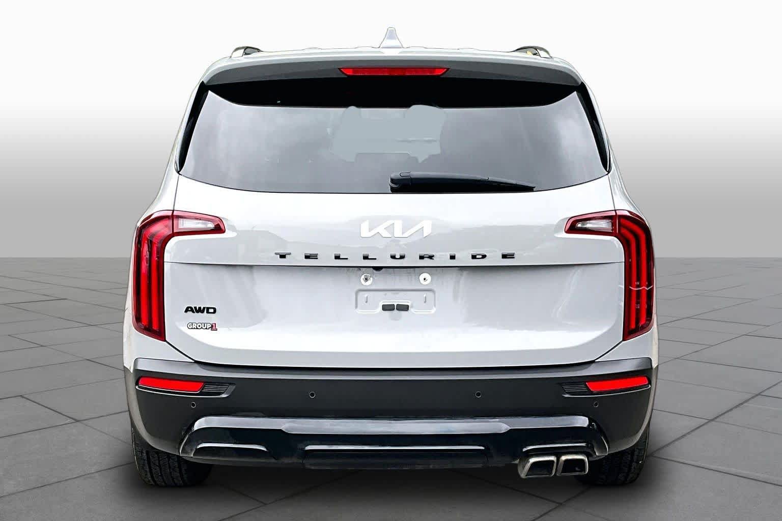 Used 2022 Kia Telluride SX w/ SX Prestige Package AWD/4WD image 5