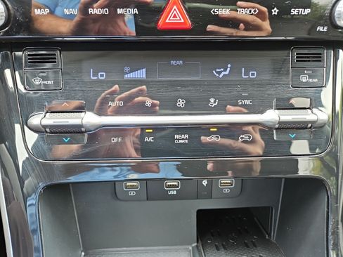 Used 2024 Kia Carnival SX FWD image 28