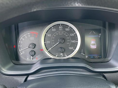 Used 2022 Toyota Corolla LE FWD image 25
