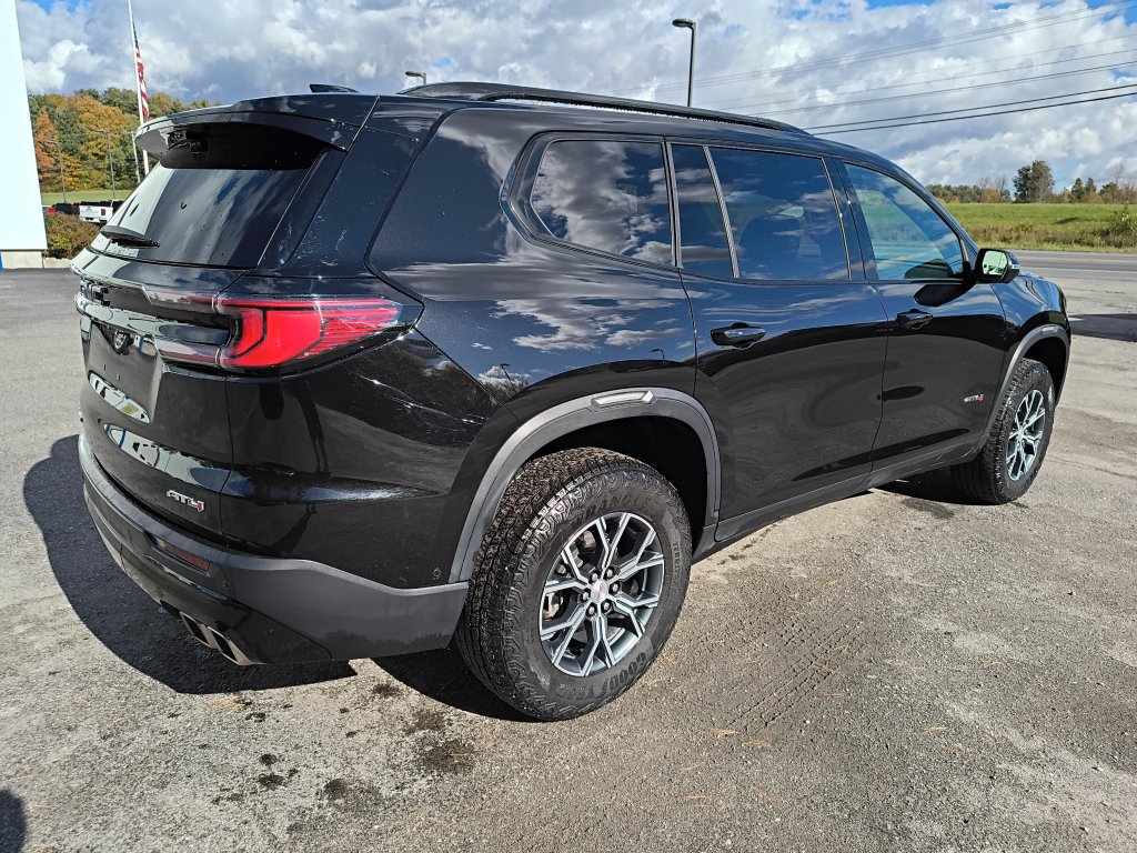 Used 2025 GMC Acadia AT4 w/ Super Cruise Package AWD/4WD image 5