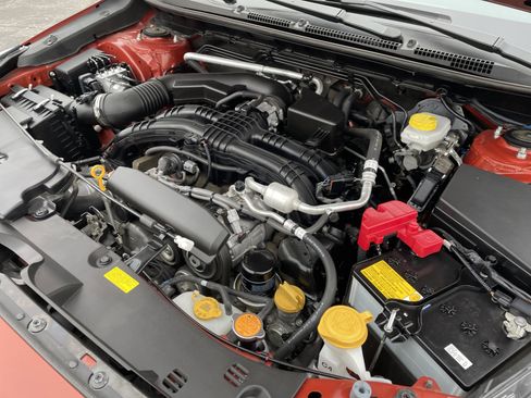 Used 2024 Subaru Crosstrek 2.0i Premium w/ Popular Package #3 image 38