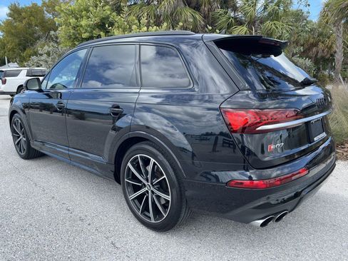 Used 2020 Audi SQ7 Prestige w/ Prestige Package image 5