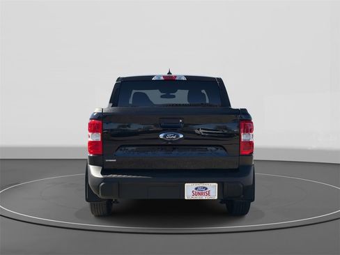 Used 2024 Ford Maverick XL image 5