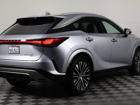 Certified 2026 Lexus RX 350 w/ Convenience Package AWD/4WD image 4