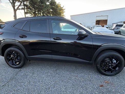 New 2026 Chevrolet Trax LT w/ Driver Confidence Package FWD image 7