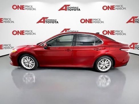 Certified 2018 Toyota Camry XLE w/ Audio Package image 4