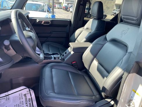 New 2025 Ford Bronco Badlands AWD/4WD image 9