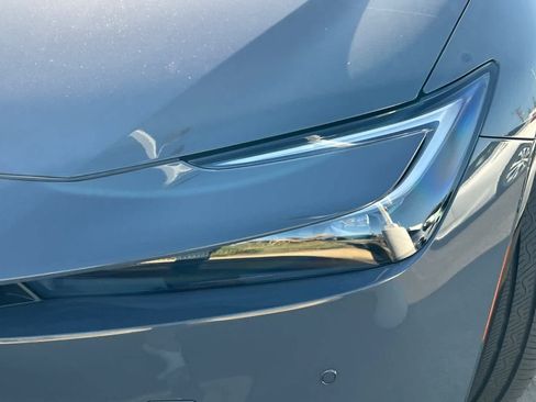 Used 2024 Toyota Prius Prime Premium w/ Advanced Technology Package FWD image 11