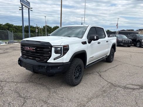 Used 2023 GMC Sierra 1500 AT4X w/ AT4X AEV Edition AWD/4WD image 3