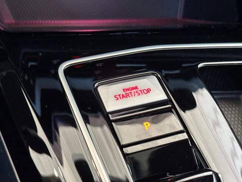 New 2026 Volkswagen GTI SE image 22