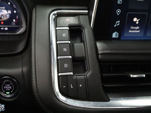 Used 2024 Chevrolet Tahoe Z71 w/ Luxury Package AWD/4WD image 20