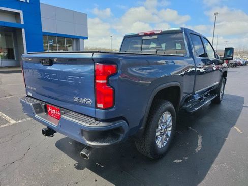 Used 2025 Chevrolet Silverado 2500 High Country image 5