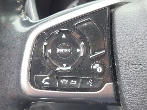 Used 2019 Honda CR-V Touring image 17