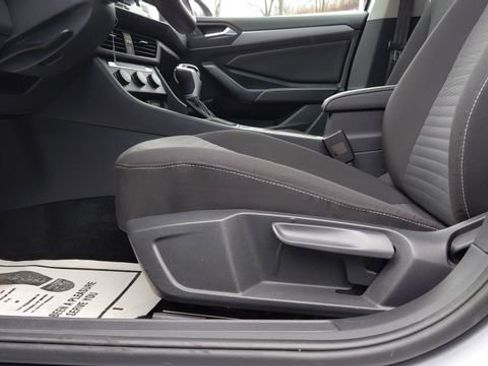 Used 2024 Volkswagen Jetta S image 13