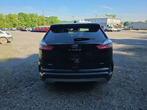 Used 2024 Ford Edge SEL w/ Convenience Package AWD/4WD image 4