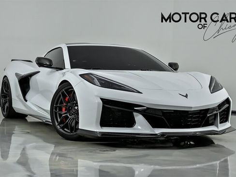 Used 2023 Chevrolet Corvette Z06 w/ Engine Appearance Package RWD image 1