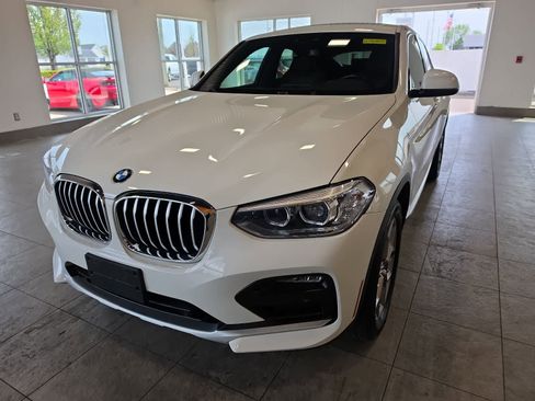 Used 2021 BMW X4 xDrive30i AWD/4WD image 2