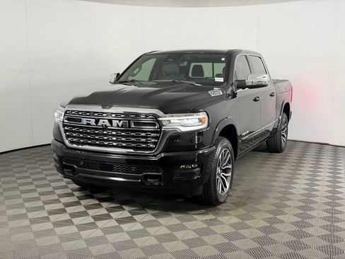 Used 2025 RAM 1500 Limited AWD/4WD image 10