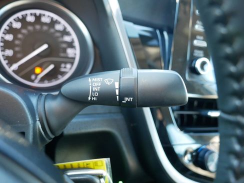 Certified 2023 Toyota Camry SE image 33