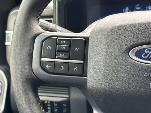 Used 2025 Ford F250 Lariat w/ FX4 Off-Road Package AWD/4WD image 28